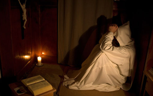 Dormitorio e Silenzio notturno